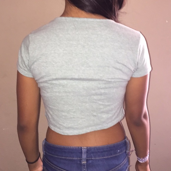 Crop top - Picture 2 of 6
